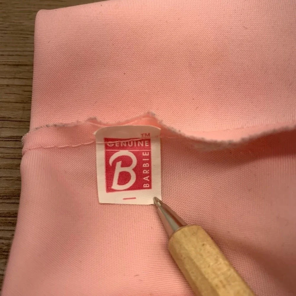 Princess Barbie Pink Dress and Brush 1999 Mattel #23474‎